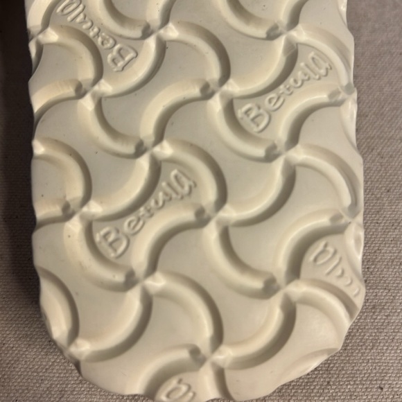 Betula by Birkenstock Red Slide Sandals Size 37 - Picture 9 of 10